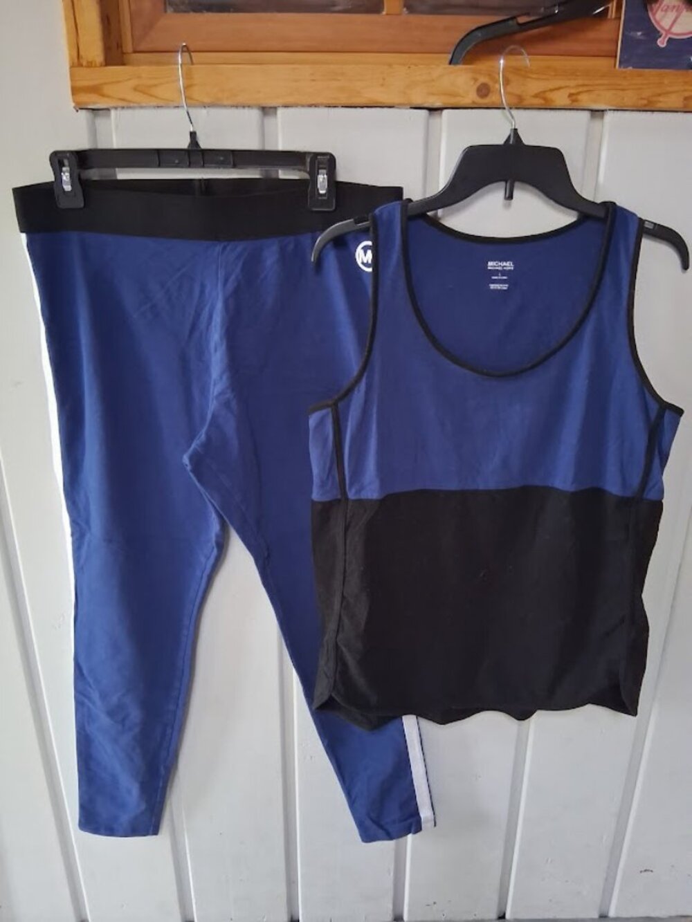 Michael Kors Women's Leggings and Tank Set Cotton Blend Sz L/XL